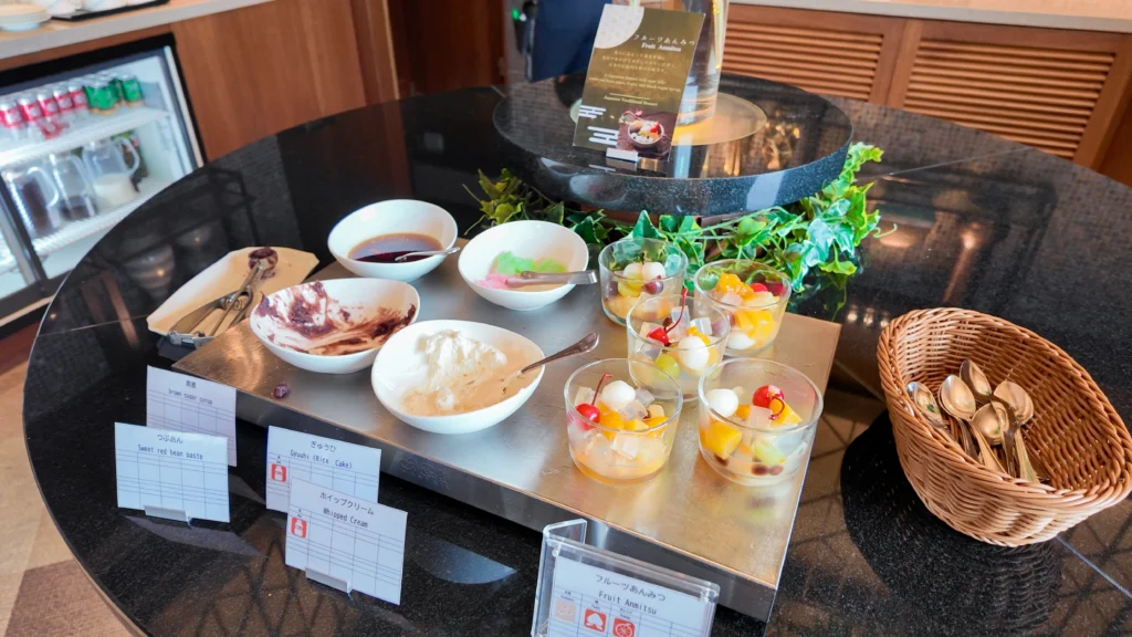 横浜ベイシェラトンのラウンジ（朝食）の様子