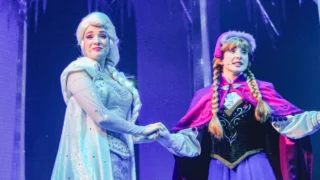 【ディズニーランド・パリ】グリーティング完全ガイド｜パーク・レストラン・ホテルでキャラクターに会う方法