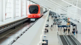 【2026年最新】CDG・オルリー空港からパリ市内への行き方｜電車（RER B／メトロ14）・タクシー定額まとめ